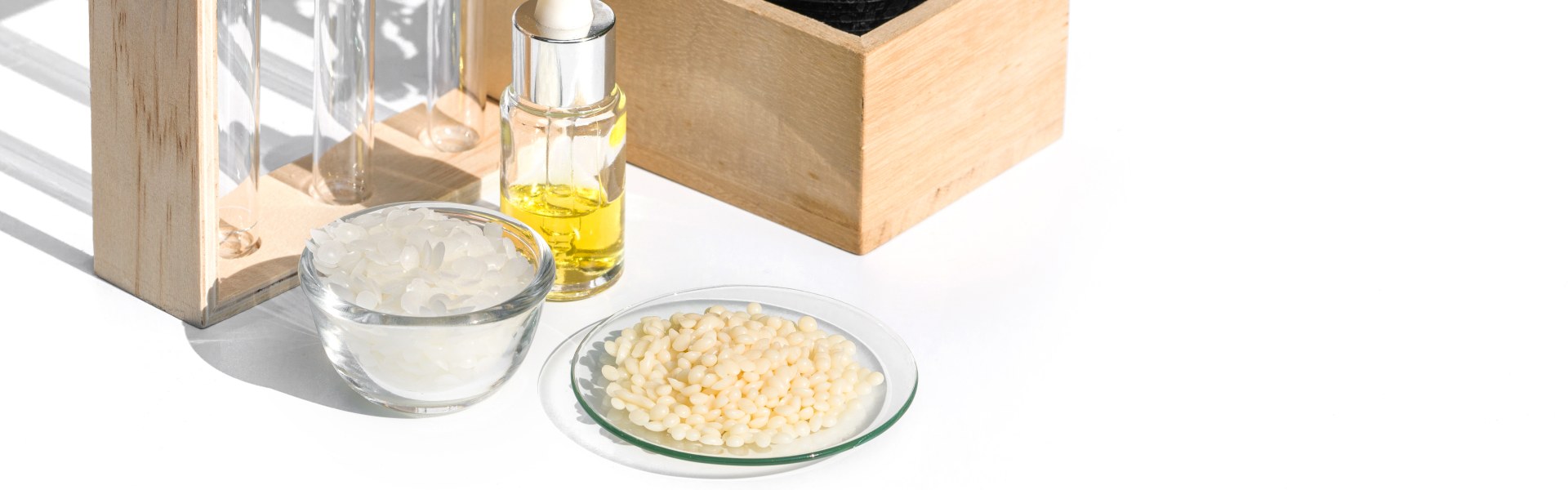 Vegan alternative to beeswax